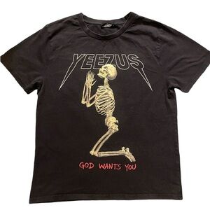 2013’ Yeezus Tour (Authentic) Shirt